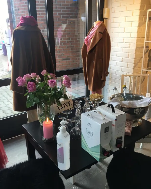 Personlig shopping event med roser og champagne
